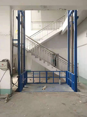 ?導軌式升降平臺的結構及作用(圖1) 5255a07ebad3eb75b21d813c3200bb3.jpg
